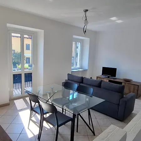 Casarona Apartman Arona